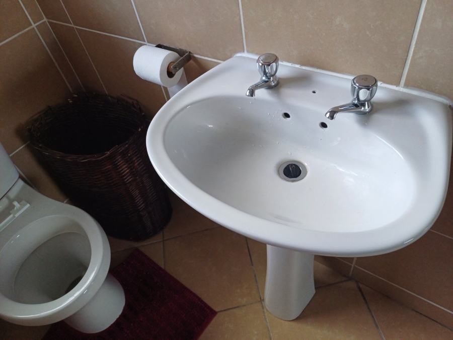 3 Bedroom Property for Sale in Pinehaven Free State